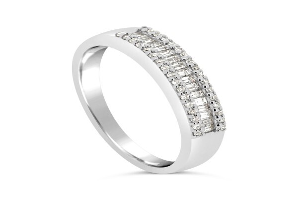 Wolf Bros Jewellers:Somerset Mall