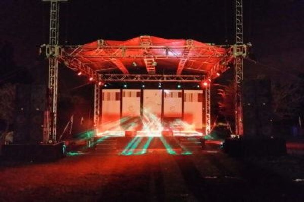 Upstage