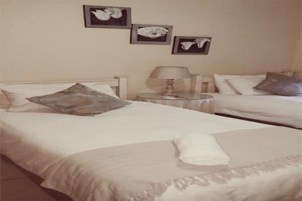 Smithland Self Catering Suites