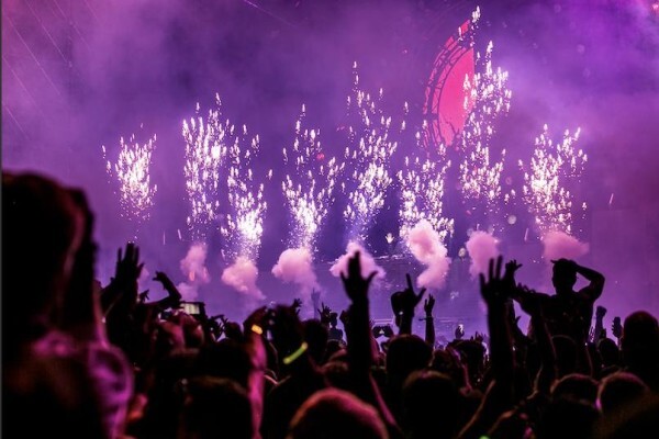 Starburst Pyrotechnics
