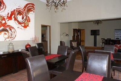 Cedar Manor Guest House