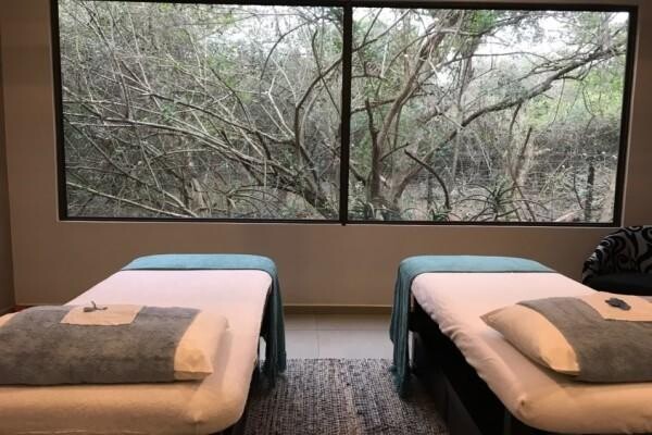 Emdoneni Lodge