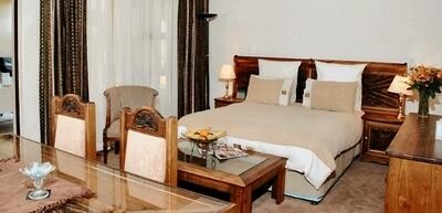 Norscot Manor Guest Lodge