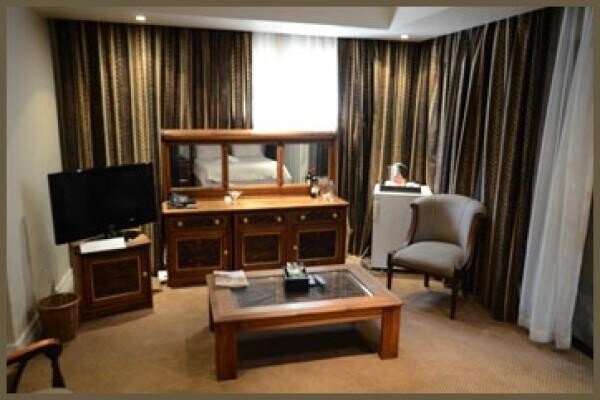 Norscot Manor Guest Lodge