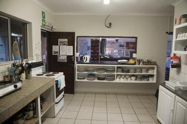 Ansteys Beach Backpackers & Self Catering