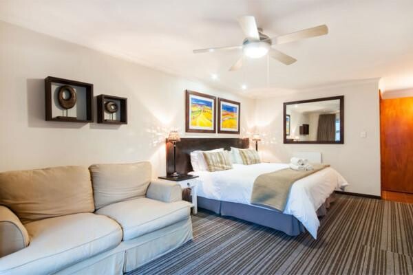 Hobie Beach Guest House