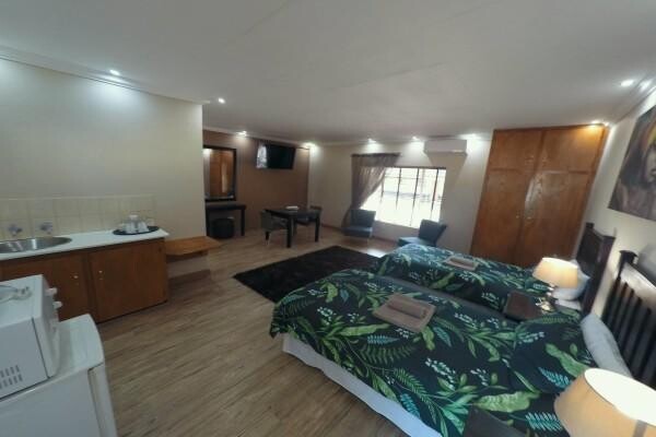 Southgate Country Lodge