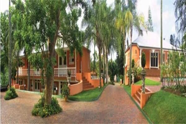 Sica's Guest House & Conference Centre:The Loft