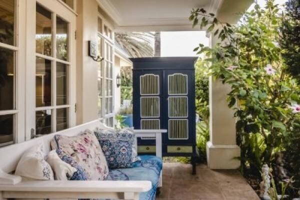 Admiralty Beach House