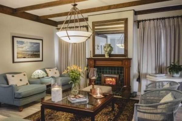 Admiralty Beach House