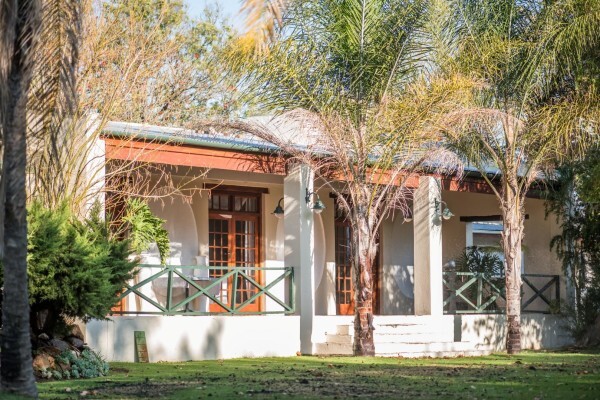 Nuy Vallei Restaurant & Gastehuis