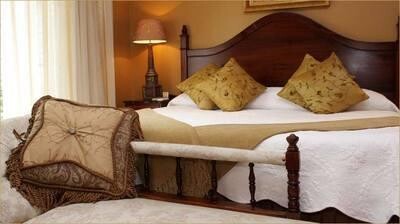 Avalon Guest Manor *****