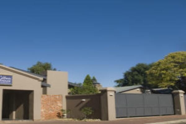 The Crown Guesthouse