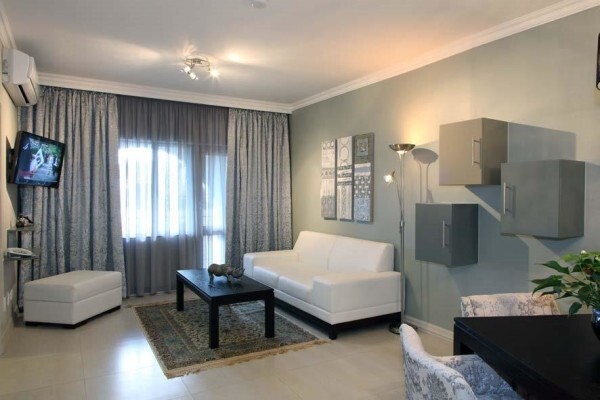 Dynamic Furniture Contracts