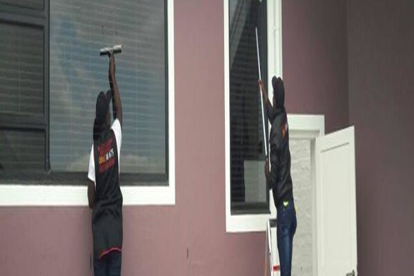 Multi-Clean Services:Window Cleaning Services:Deep South Cell
