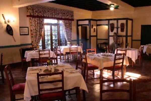 Royal Country Inn/Hotel