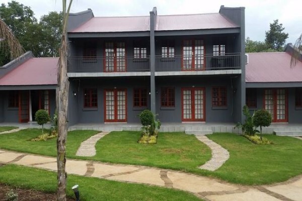 Magalies Manor