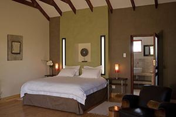 Mimosa Lodge