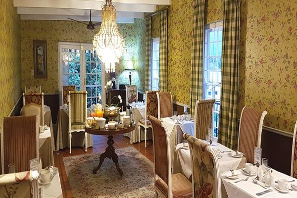 Maison Chablis Guest House