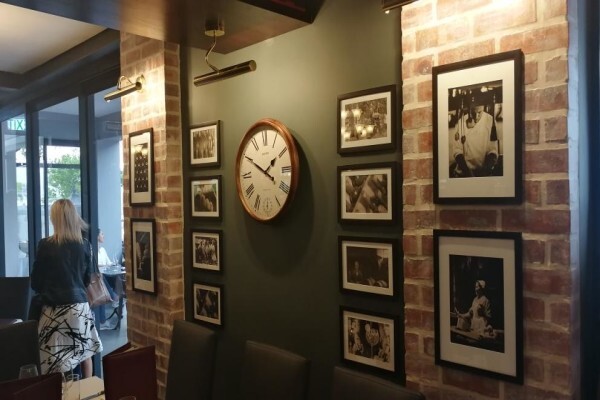 Hussar Grill The (Willowbridge)