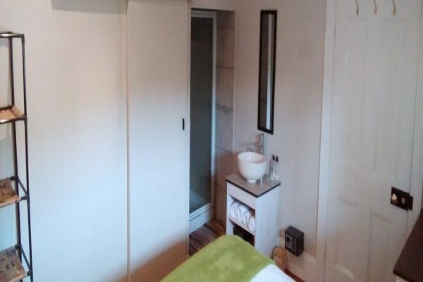 Guesthouse On Irvine