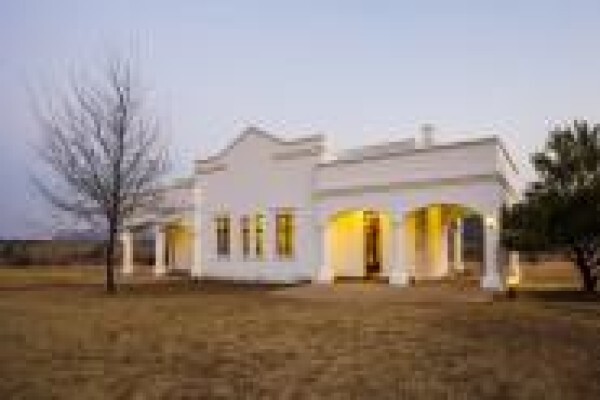 Leeuwenhof Country Lodge & Spa