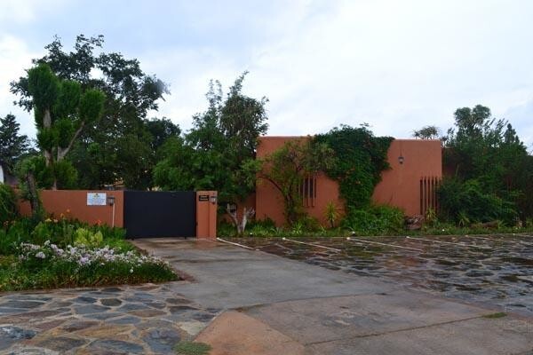 Boga Legaba Guest House