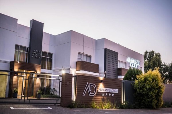 Adelante Lodge