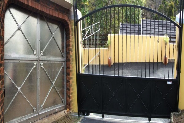 Master Gates