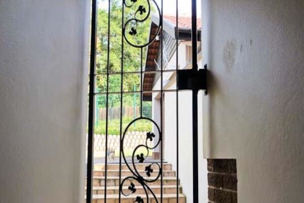 Rodcon Gates
