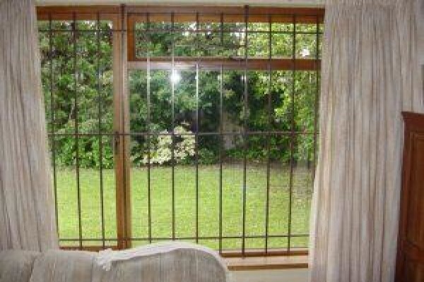 Solid Burglar Proofing CC