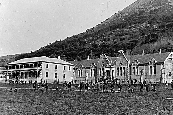Hoër Jongenskool