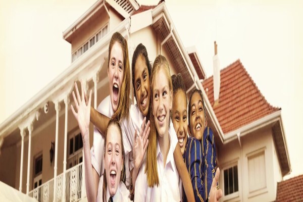 St Henry's Marist College
