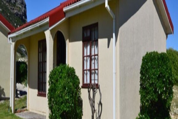 Seaside Cottages (Fish Hoek Beach)