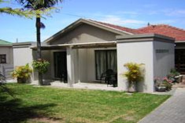 Kennington Palms B & B/Self Catering