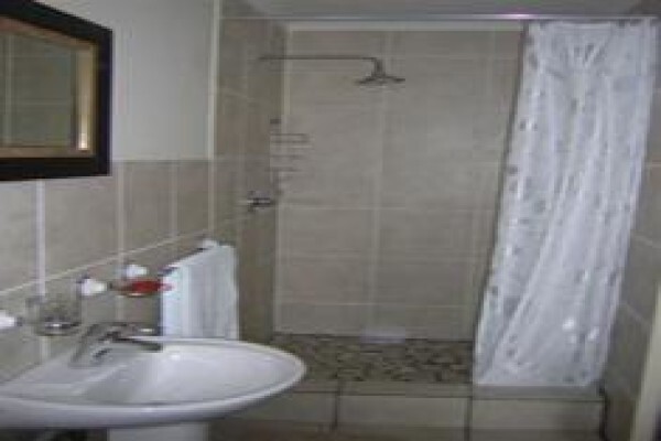 Kennington Palms B & B/Self Catering