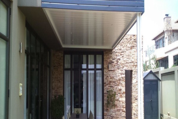 Dan-Neil Awnings