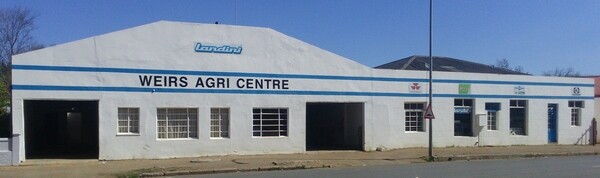 Weir's Agri Centre