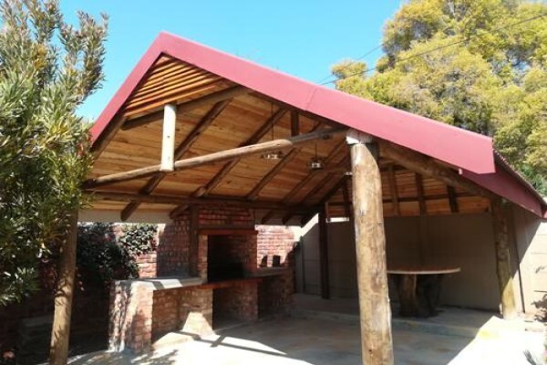 Pretoria Thatchers
