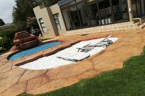 Pretoria Thatchers