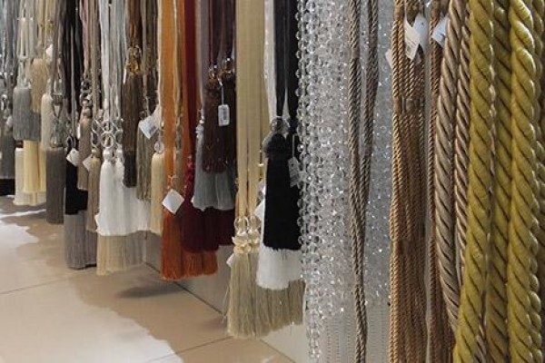Curtains & Linens