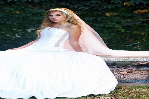 Thomas Thomson Fashion Designer