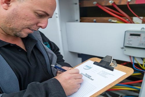 Power Measurement & Distribution CC