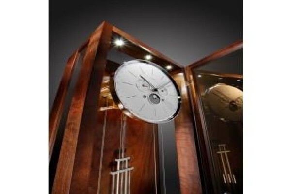 Holtzhausen Clocks & Music Boxes