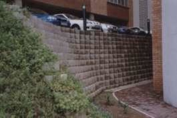 Honeycomb Retaining Systems