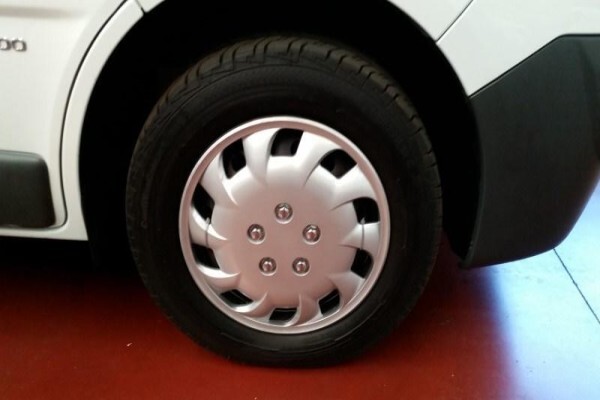 Vee Motors:Car Sales