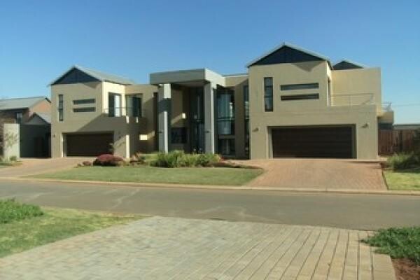 De Lucia Properties:KEMPTON PARK:After Hours Emergency