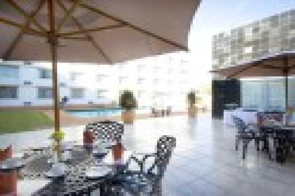 Oudtshoorn Hotel & Resort