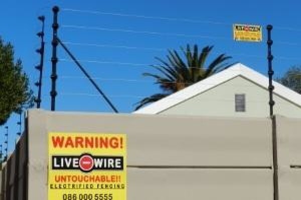 Live Wire Electrified Fencing CC