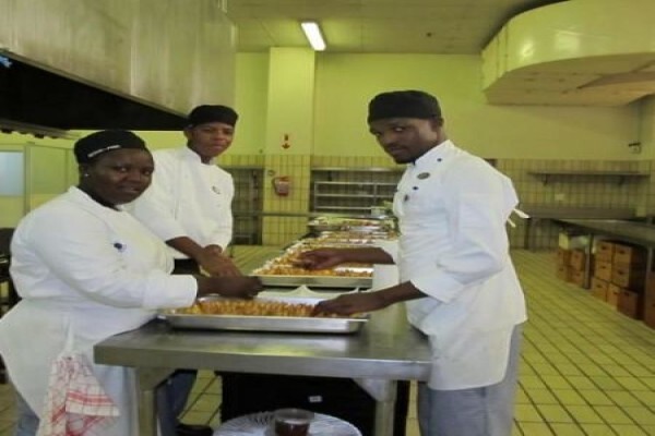 Serve-Pro Specialised Waitron Bartender Training & Placement Agency